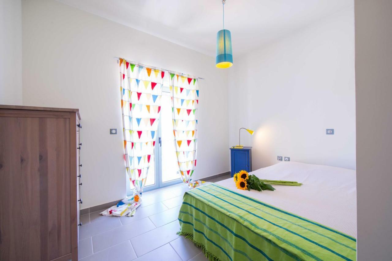 Villa Serenis Porovitsa Buitenkant foto
