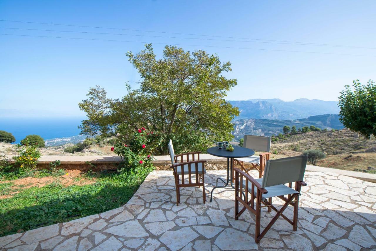 Villa Serenis Porovitsa Buitenkant foto